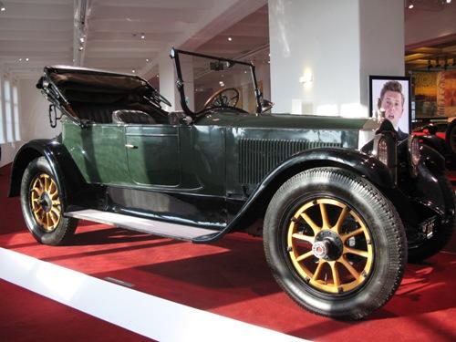 Museums-tech-wien-chrome-1917-Packard_Twin_Six_Phaeton_Series_II.jpg