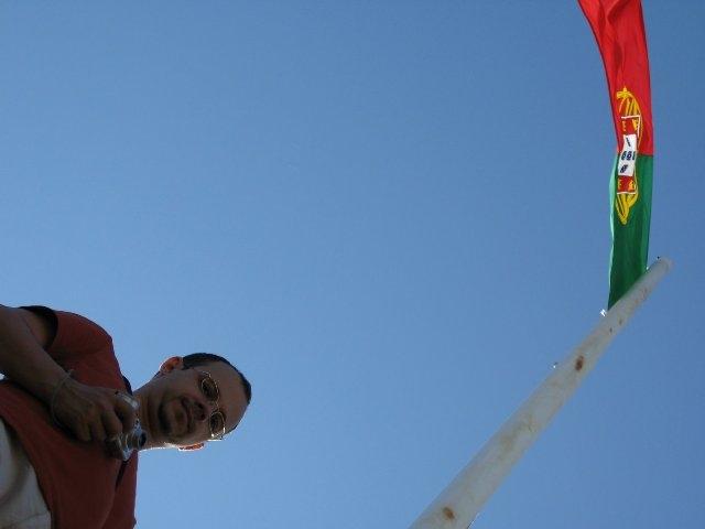 csg-2007-06-23-06-catarlin-portuguese-flag.jpg
